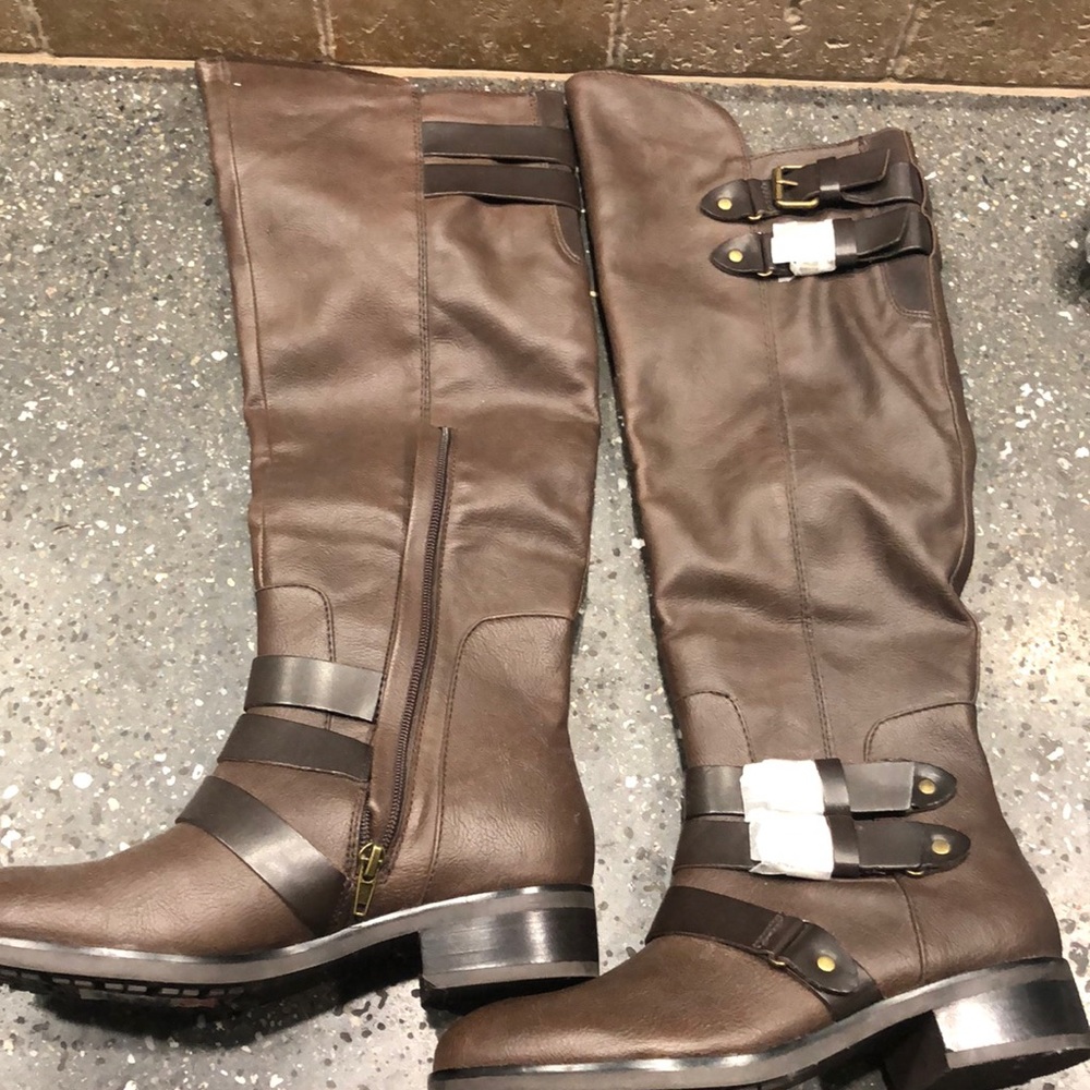 Brown boots